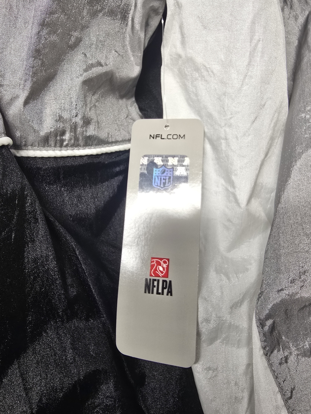 NFL Riders by Lee Women's Black & Gray Windbreaker Jacket - Picture 6 of 8